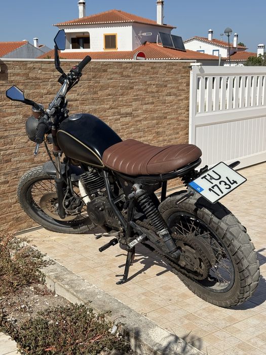 Mota Suzuki gn250