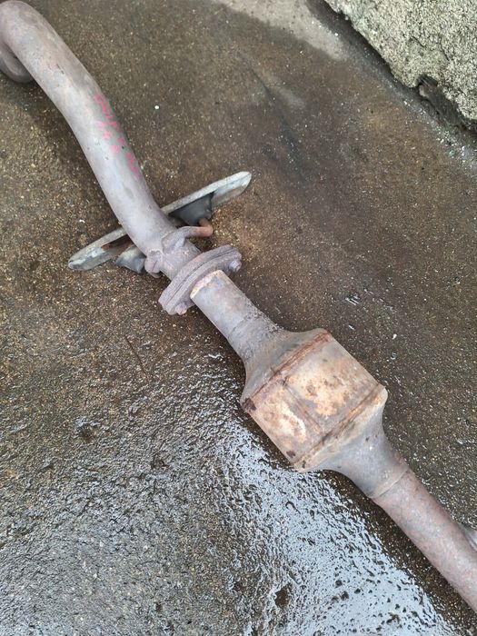 Katalizator Volkswagen Golf V Plus BCA 1.4 16V wydech strumienice