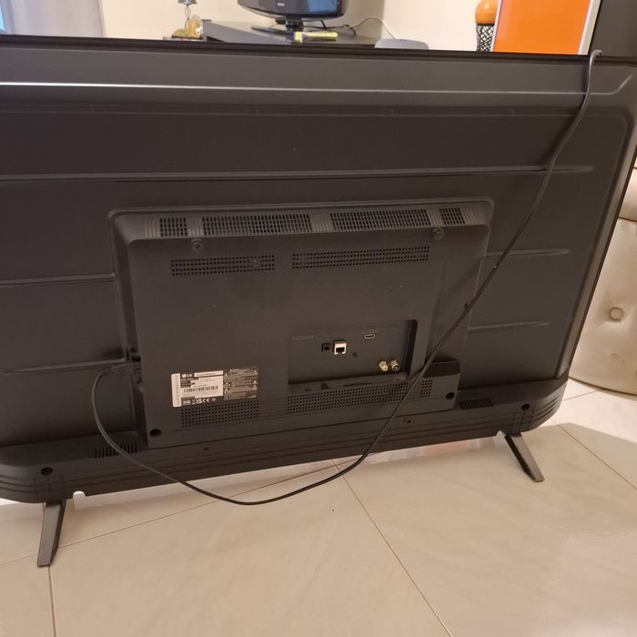 Televisão LG 43 polegadas como nova, praticamente não foi usada