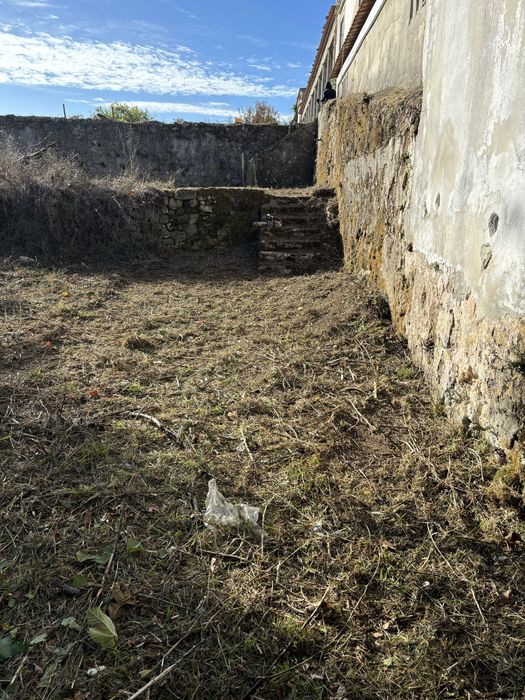 Limpeza e desmatação de terrenos na zona grande lisboa e margem sul