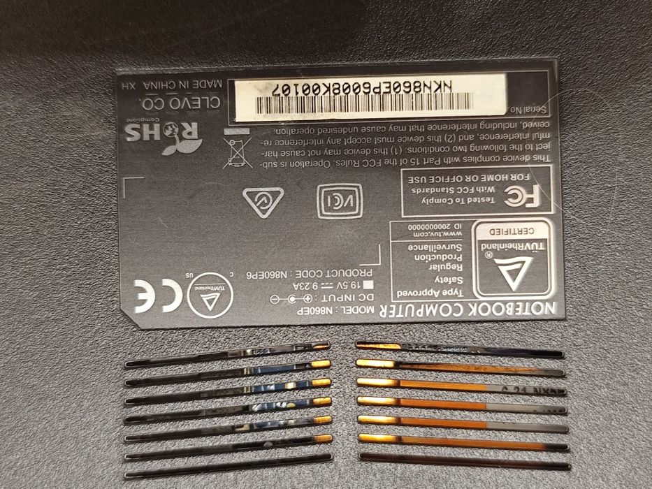 Clevo N860EP 15.6 144гц  i7-8750h/GTX 1060 6gb/16озу/256nvme+1tb hdd