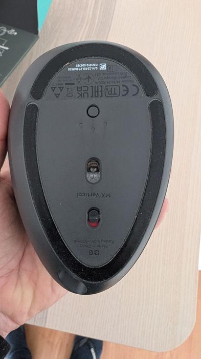 Rato Logitech MX Vertical