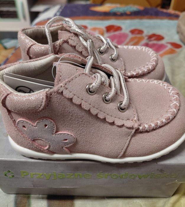 Skorzane buty dziewczece