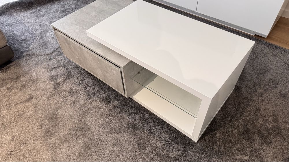 Mesa de Centro Moderna Branca e Cimento - 1,20m | Estado Novo!