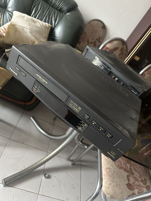 Leitor de casetes VHS panasonic