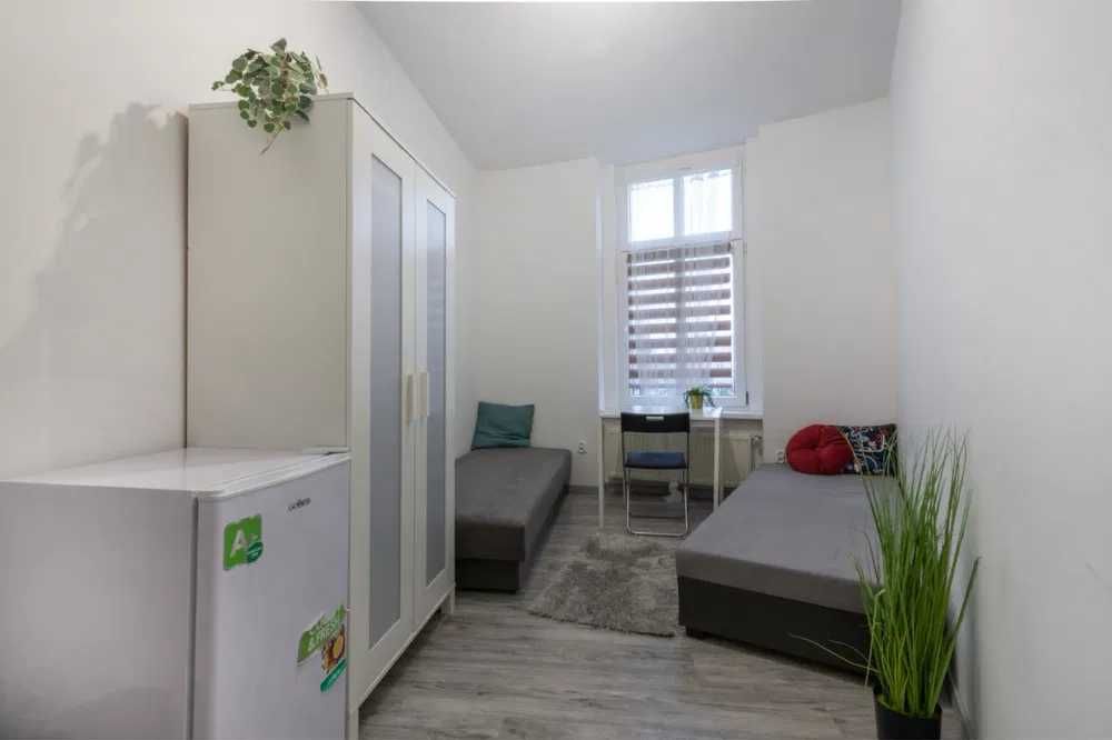 Молодіжний хостел КИЇВ Метро Контрактова площа на Подолі Телефонуй!