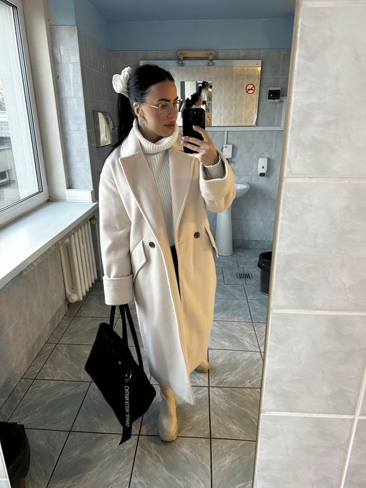 Płaszcz z wełny gratis szal z wełny