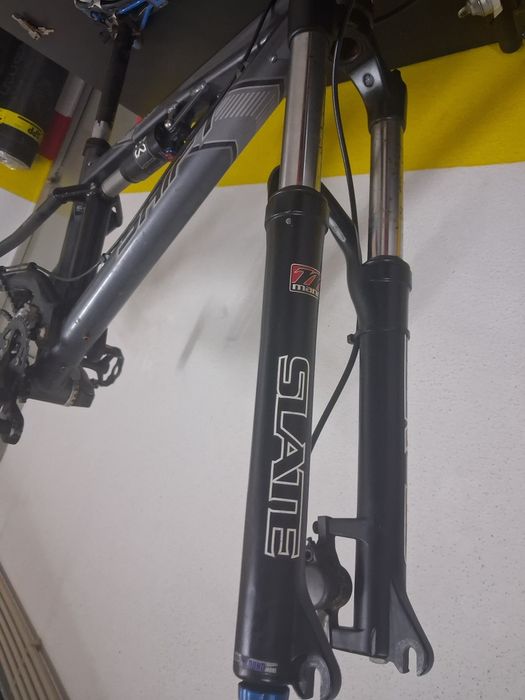 Vendo bicicleta BH Trail Terrain DH / Freeride – Marzocchi 888 SL ATA Air – 350€ Negociável