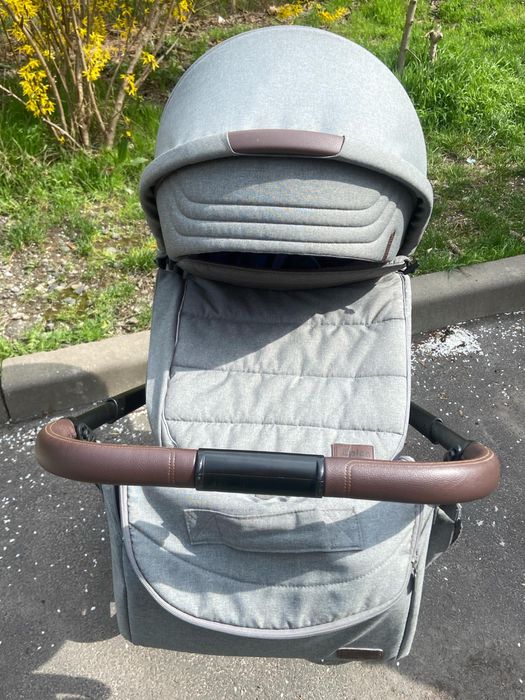 Продам коляску Carrello Epica 2в1