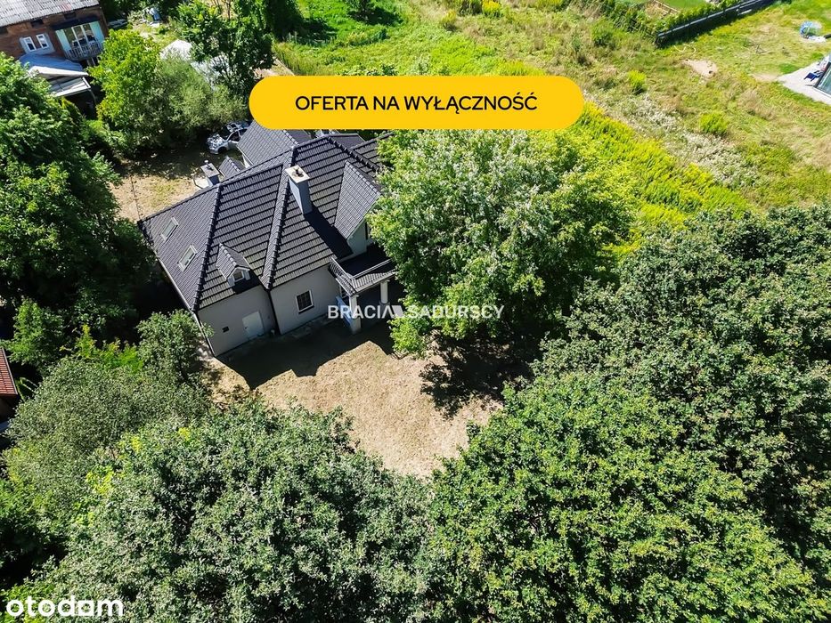 Przestronny dom / na działce z dużą prywatnością