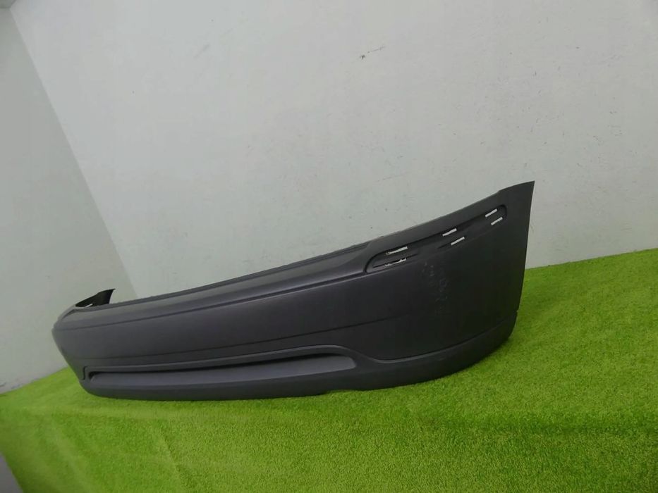 zderzak tył nissan micra k11 00-03 nówy oryginał