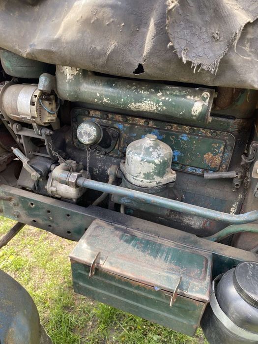 Трактор ЮМЗ-6 у гарному стані