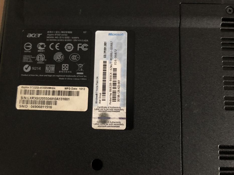 Laptop ACER ASPIRE 5732Z - czarny + torba do laptopa gratis