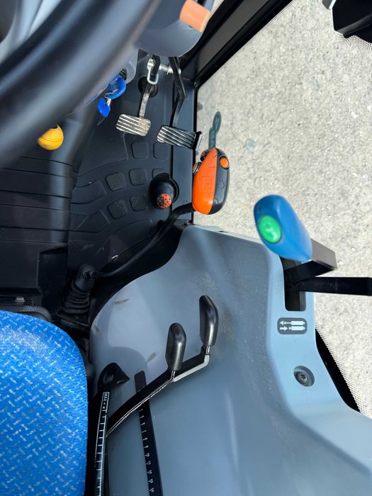 New Holland T4.90V-sadowniczy-2018 rok