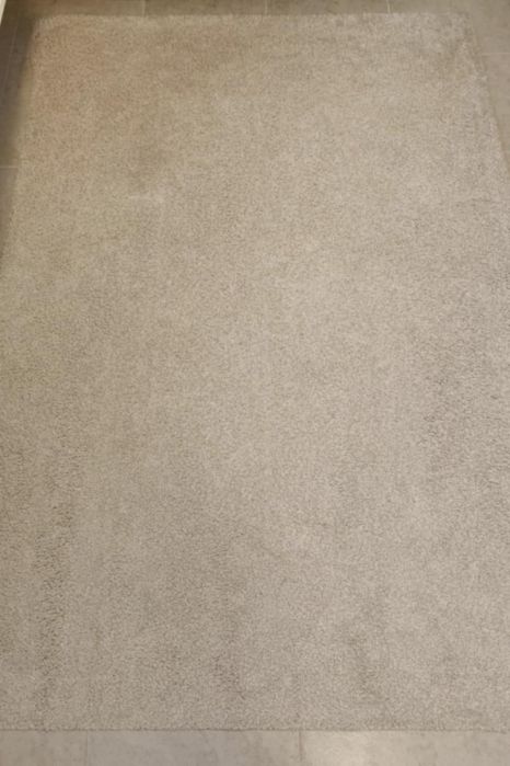 Dywan z krótkim włosiem, kremowy, 133x195 cm IKEA STOENSE