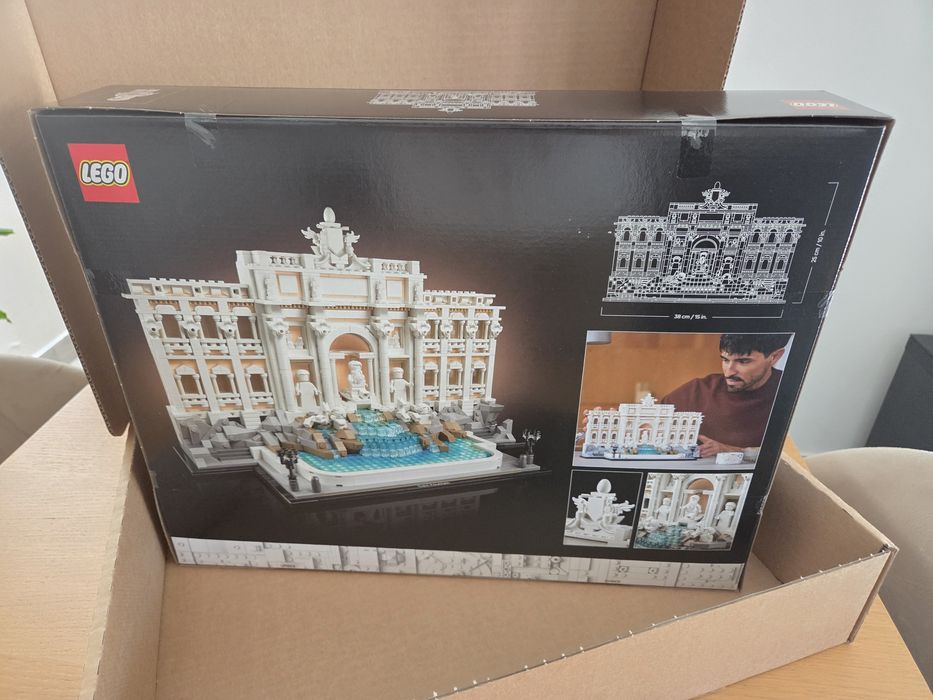 LEGO Architecture 21062 Trevi Fountain