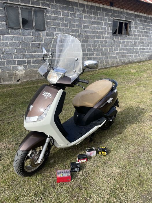 Skuter Peugeot Vivacity oryginał  50cm3 - nowe opony