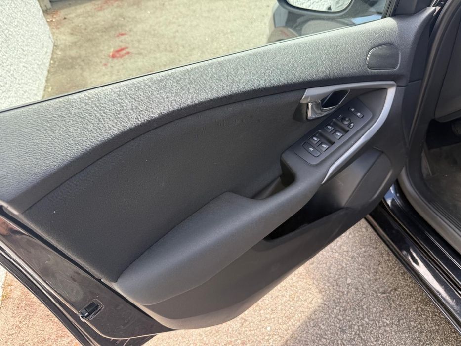 Volvo V40 D2 116cv
