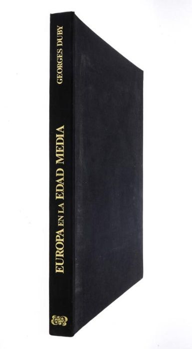 Book - Europe in the Middle Ages: Romanesque Art, Gothic Art