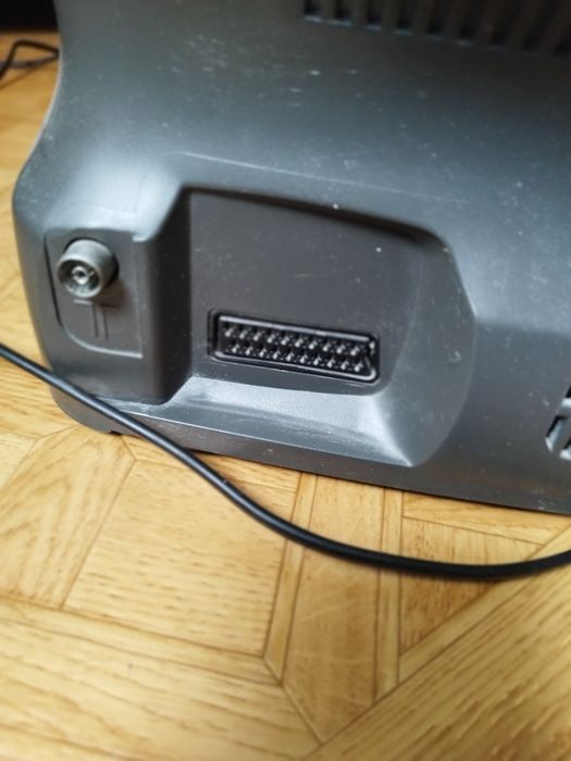 Телевізор LG CK-14F84 (14 дюймів, кінескопний CRT)