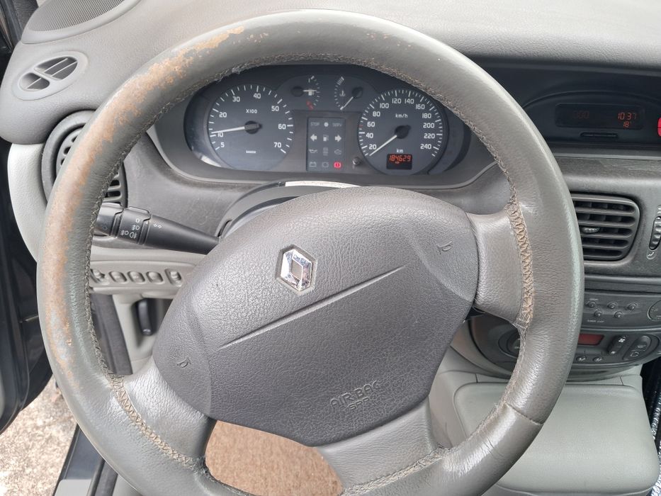 Renault megane 1.4 16v
