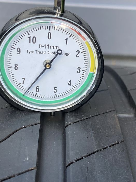 Goodyear Assurance Comforttred 225/40r19 93V