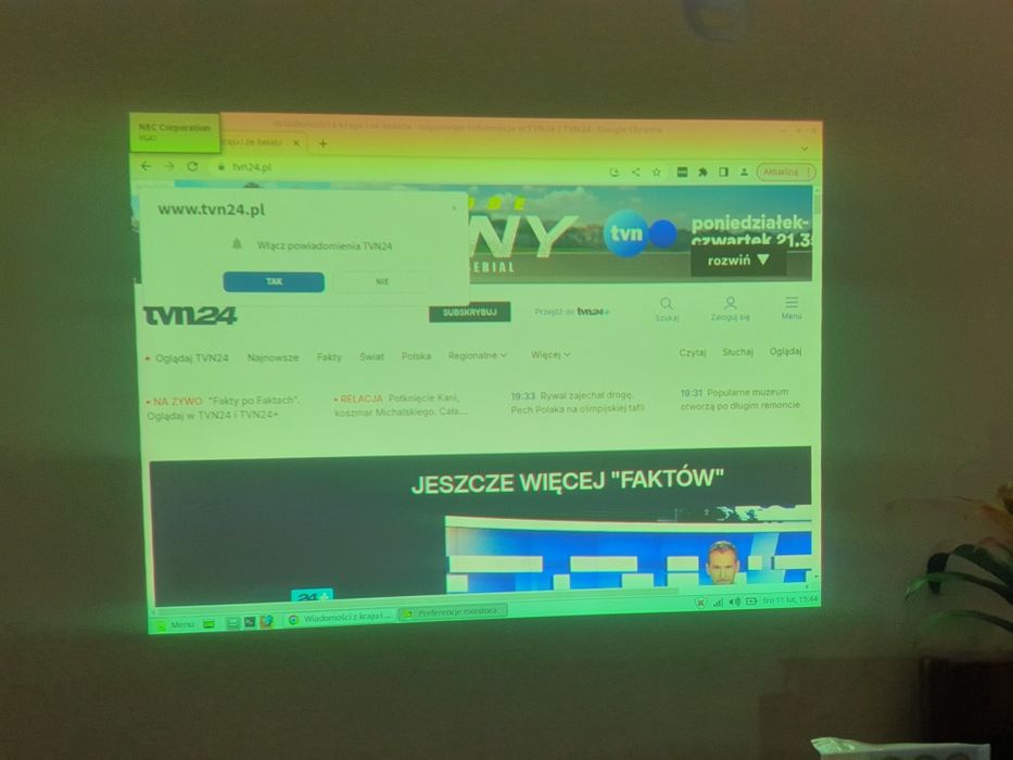 Rzutnik Projektor NEC VT575