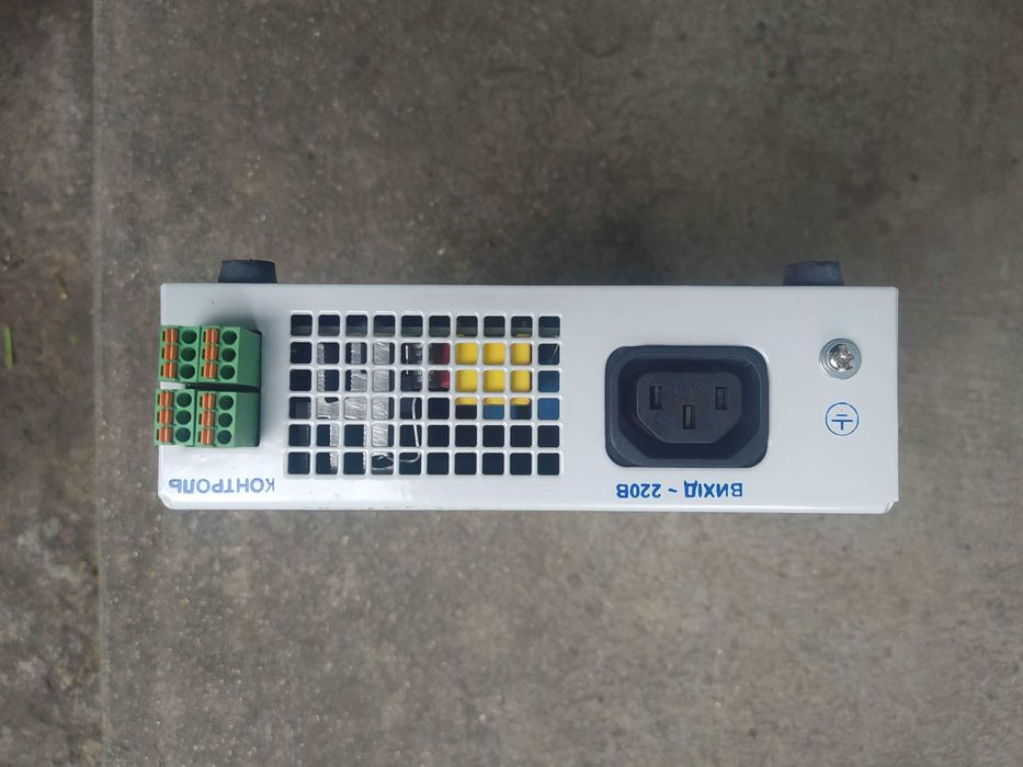 Инвертор,преобразователь напряжения ПН60/220 мощность 300 Вт