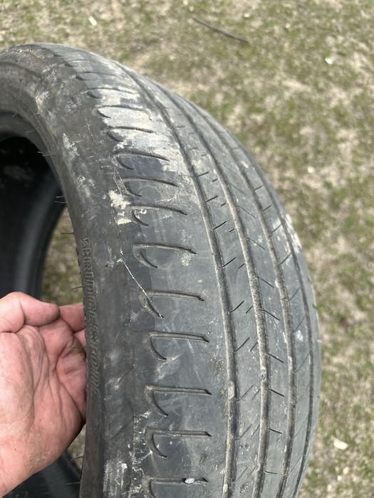 Шини bridgestone 275/40/20 літо