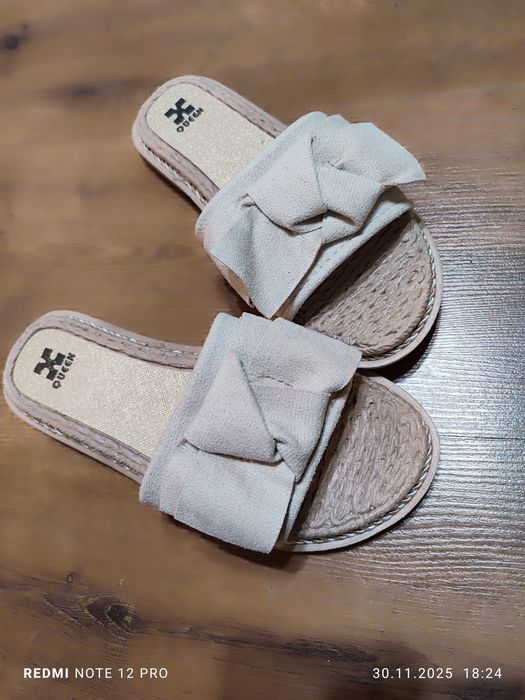 Klapki damskie 36 beż
