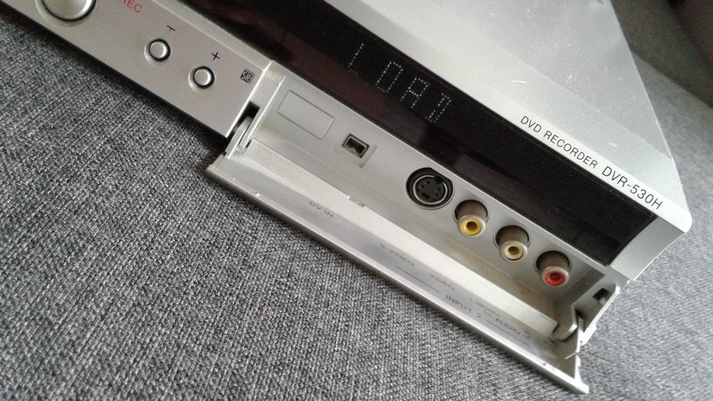 Pioneer DVD Recorder DVR-530H-AV с пультом