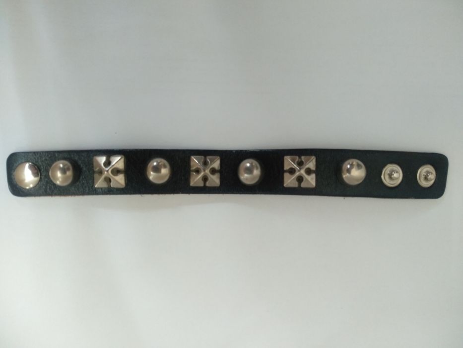 Браслет кожаний .