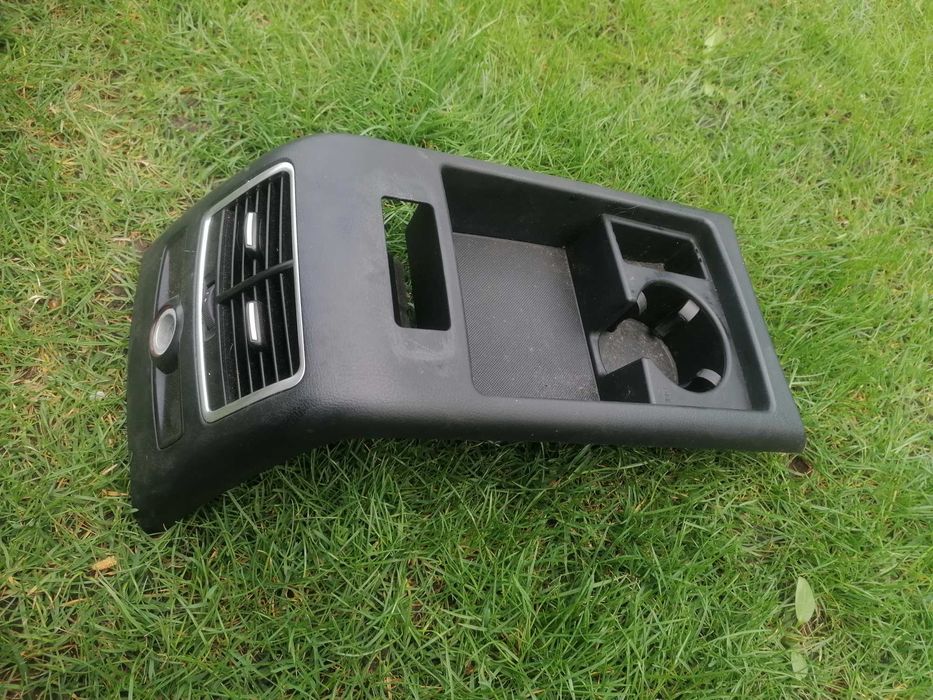 Audi A6 C6 Tunel Środkowy Tył Tylny Osłona Tunelu Kratki Nawiewu Tylne