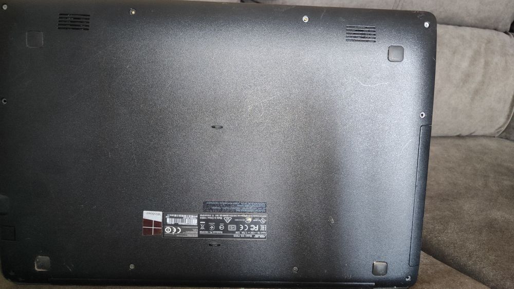 Ноутбук Asus F553S