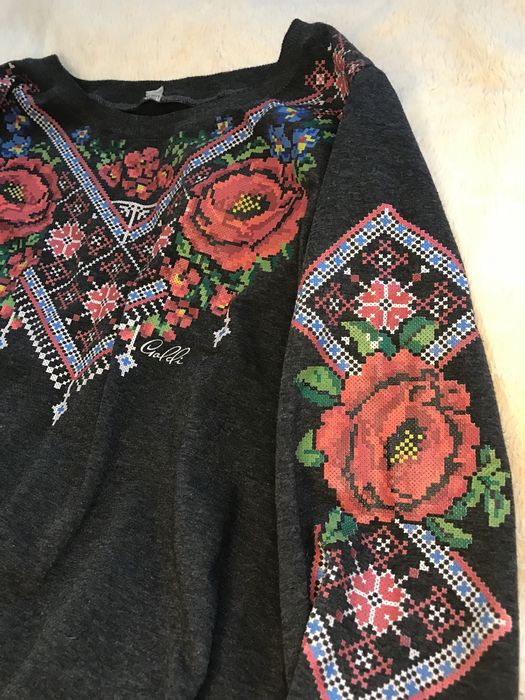 Кофтинка з вишивкою