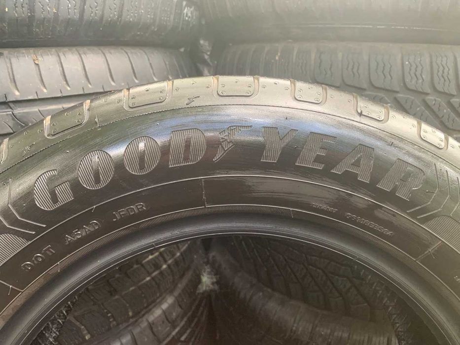 Резина 4 шт.б/у Goodyear Efficient grip 185/65 R15 5.8 mm 2022 р.