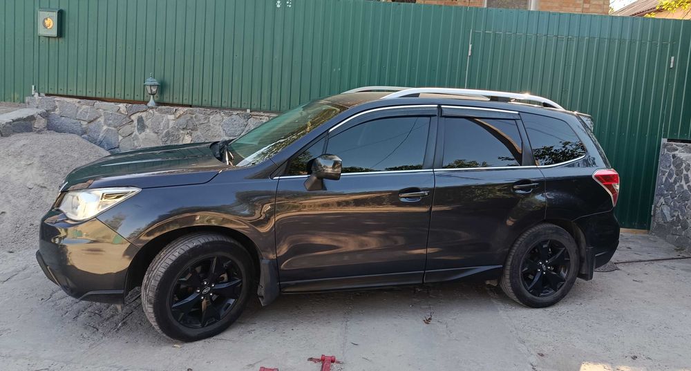 Subaru Forester 2014 official