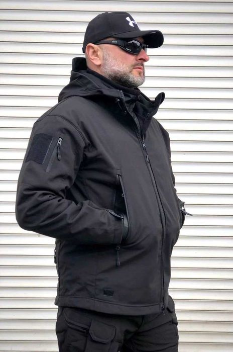 Чоловічий костюм Softshell – стиль і захист у будь-яку погоду