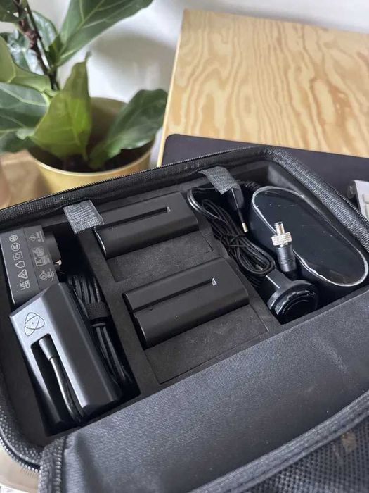 Atomos Shinobi I 5" 4k + ATOMX Power Kit 2