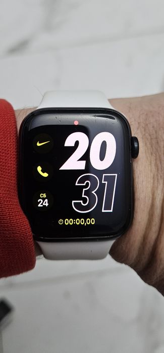 Apple Watch SE (2gen) Black 32gb. Esim