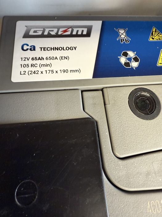 Akumulator GROM 65Ah 650A