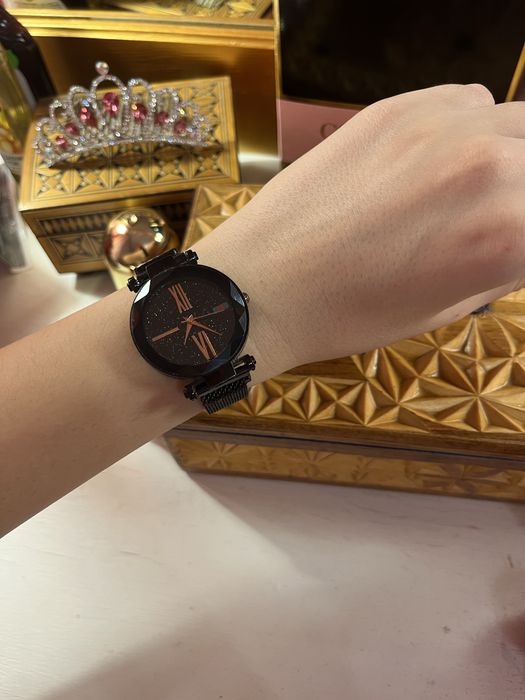 Часы женские gucci.