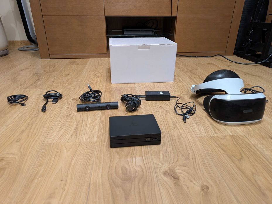Sony PlayStation VR do PS4 / PS5 komplet z kamerą i akcesoriami