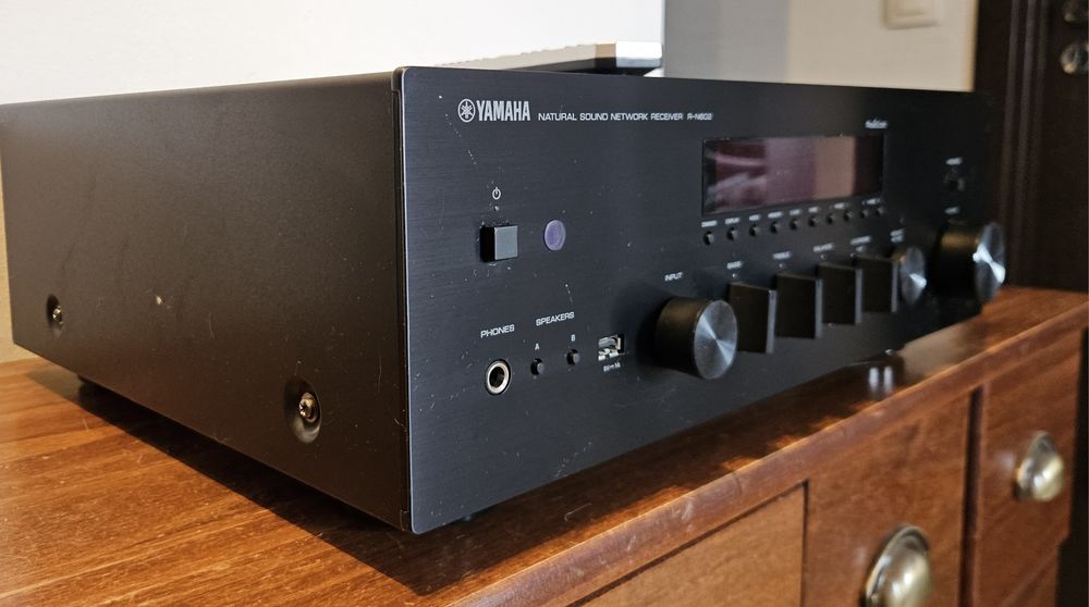 Amplituner sieciowy YAMAHA R-N602, MusicCast, Spotify, Tidal