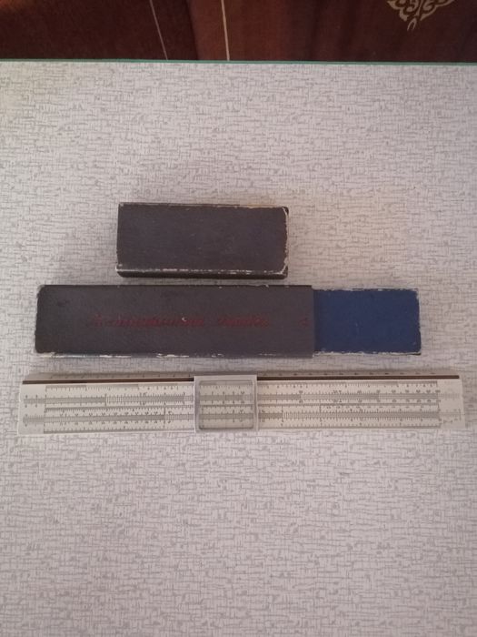 Логарифмическая линейка