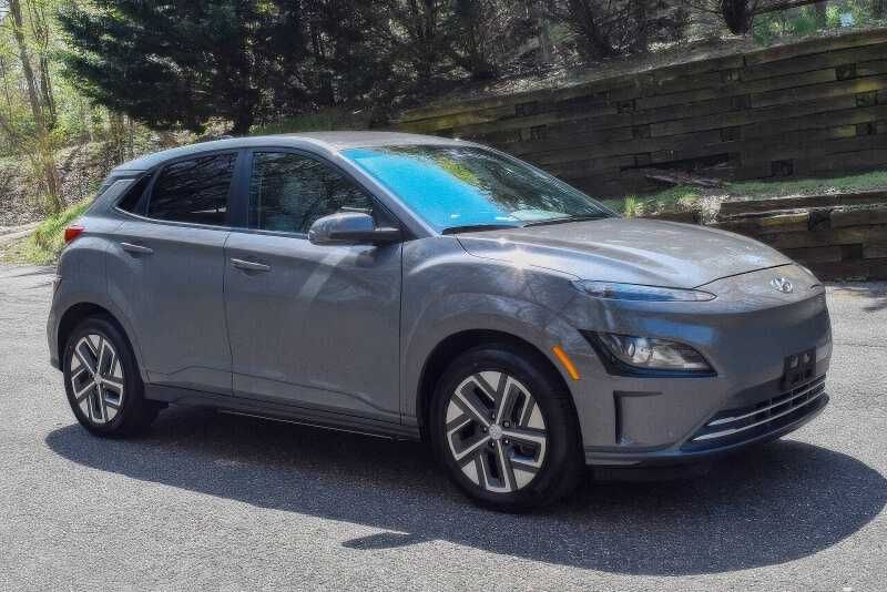 2023 Hyundai Kona Electric SE