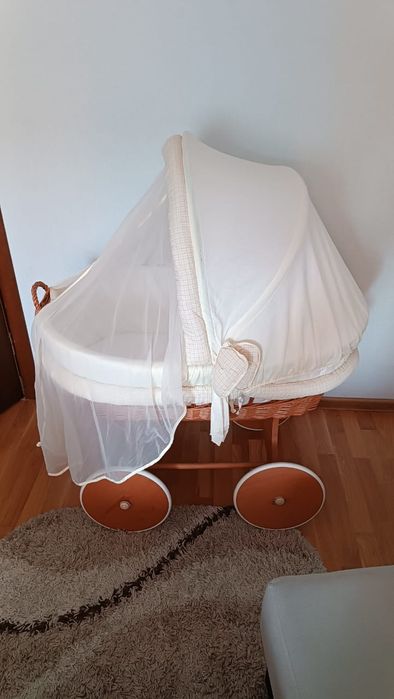 Плетена колиска Ikea