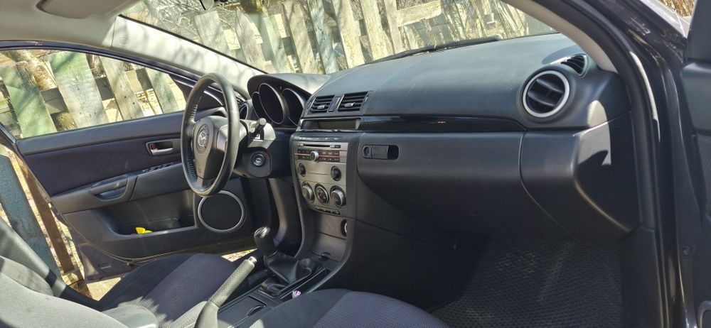 Продам Mazda 3 bk 2006