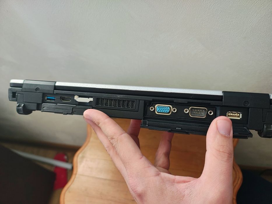 Захищений ноутбук Panasonic CF-54