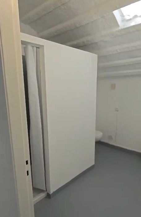 Andar de moradia duplex com terraço e varanda — Baixa da Banheira